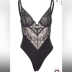 NWT Fleur du Mal Black Gardenia Lace Bodysuit